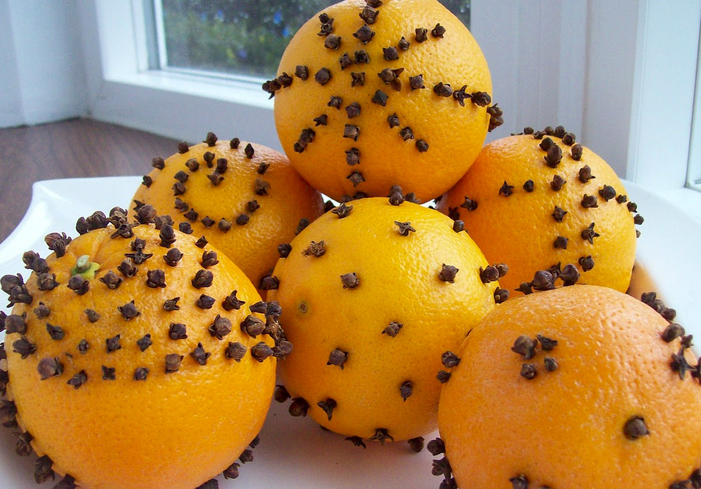 Apelsinai ir gvazdikėliai